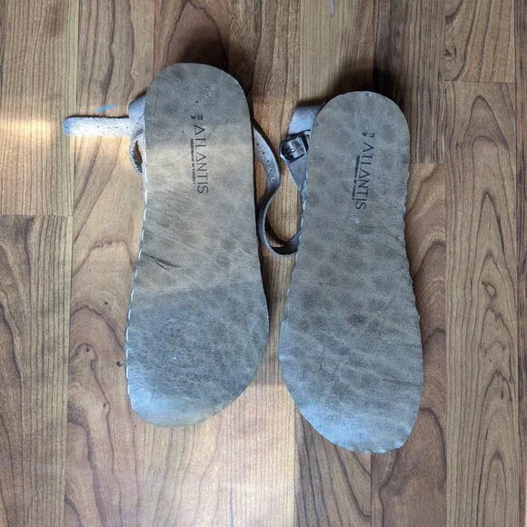 Atlantis Barefoot Sandals - Picture 3 of 3